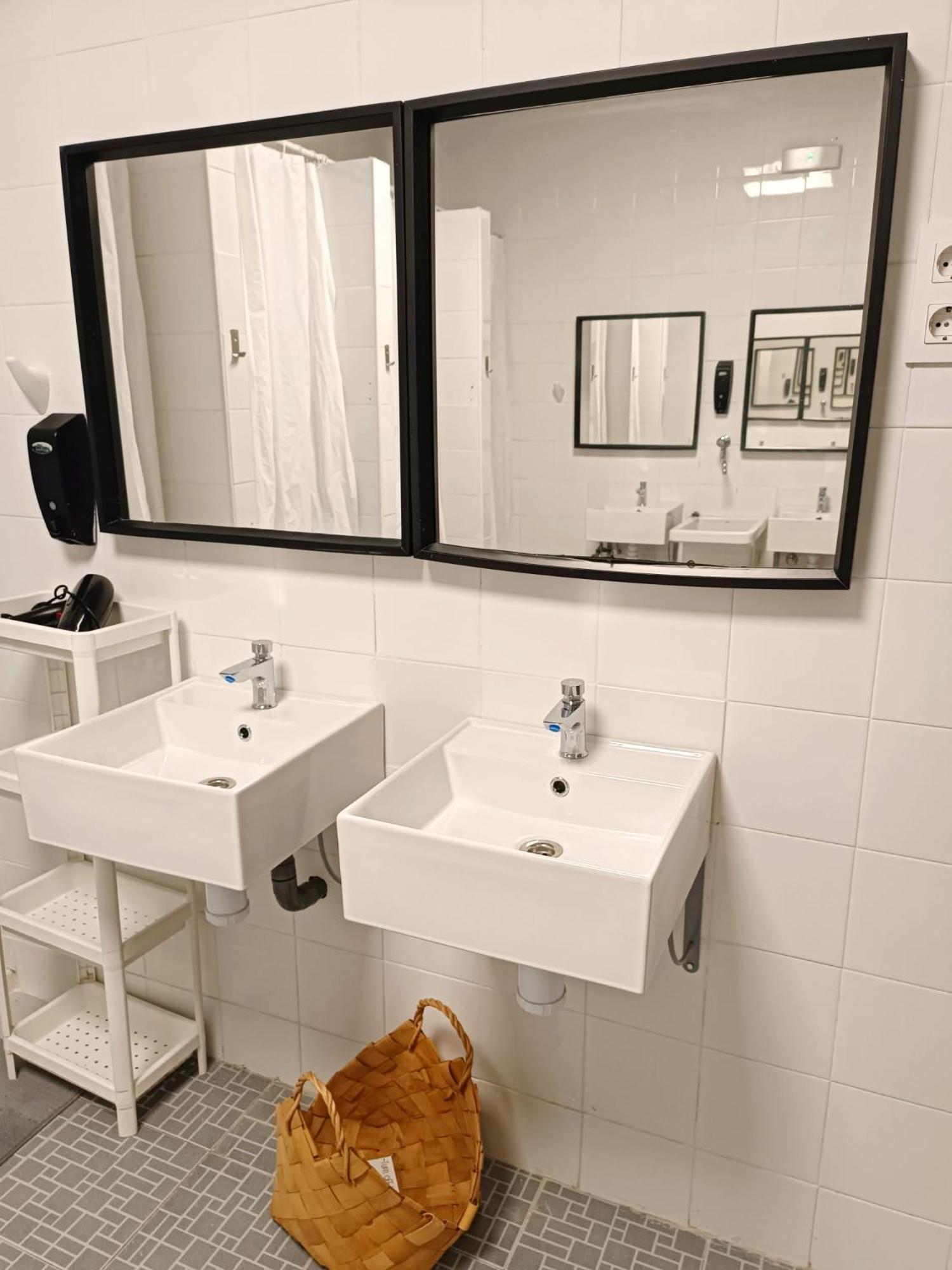 Hostel Nomada San Vicente De La Barquera Εξωτερικό φωτογραφία